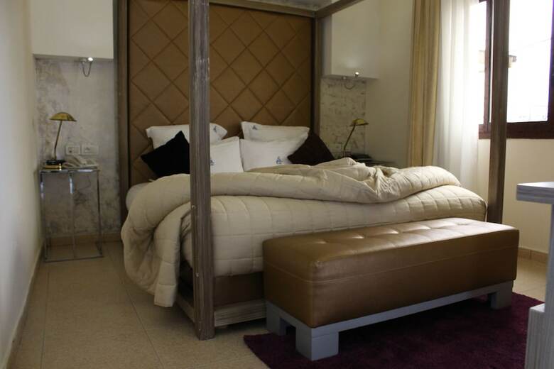 Hotel Particular Destiny Suites