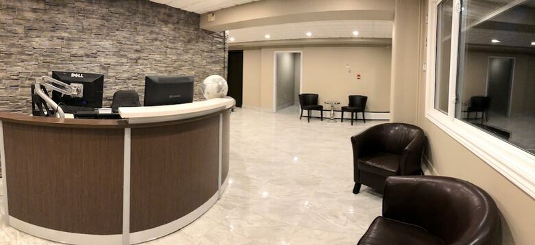Hotel Seasons Inn Halifax
