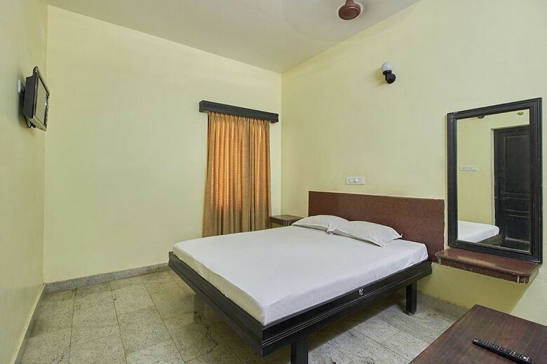 Hotel Triveni Tourist Home