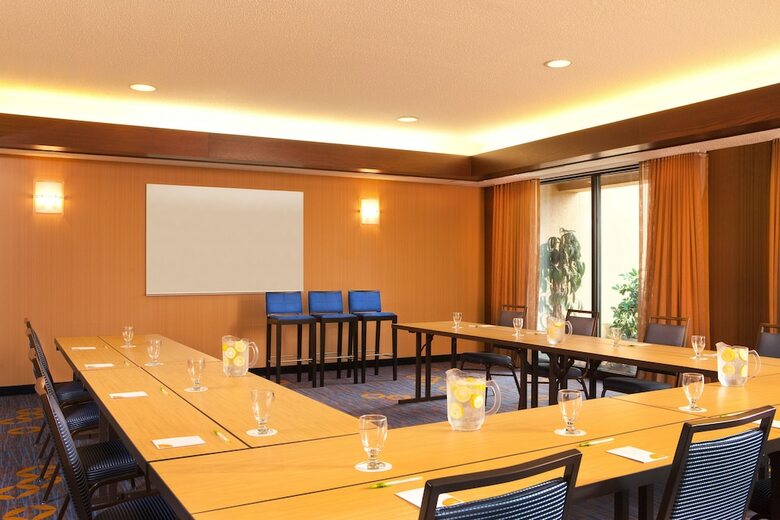 Hotel Courtyard By Marriott Hartford Manchester