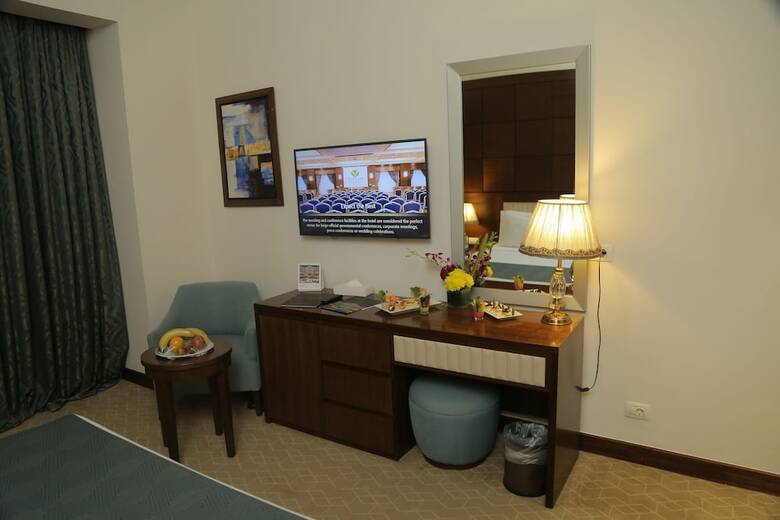 Hotel Tolip Golden Plaza