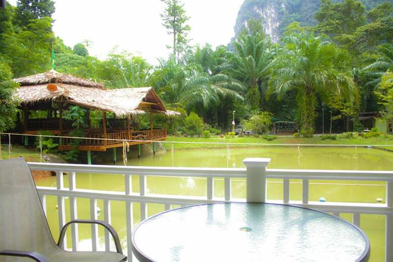Hotel Raipreda Homestay