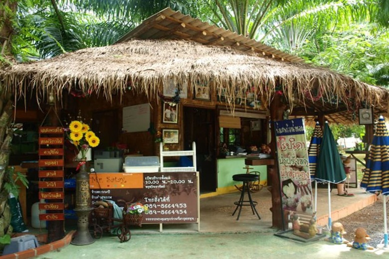 Hotel Raipreda Homestay