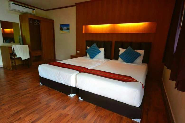 Hotel Ruenchan Resort At Khao Phanom