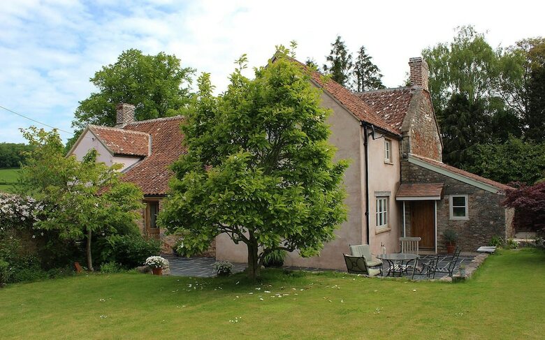 Bed & Breakfast The White House