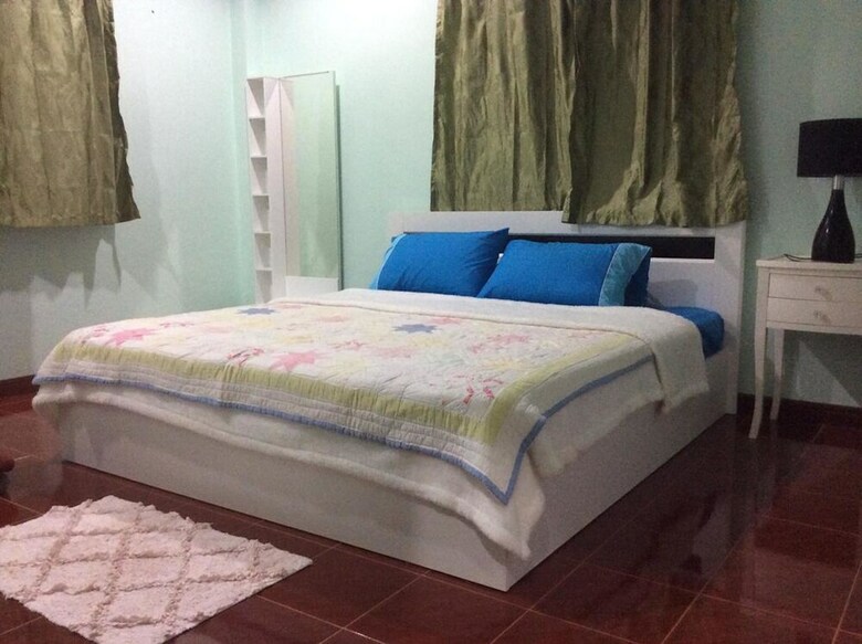 Hotel Chaleena Homestay