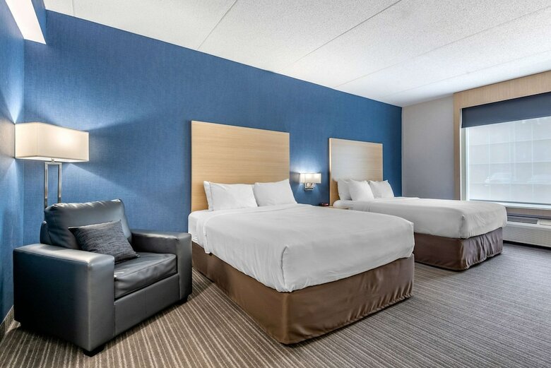 Hotel Quality Inn & Suites