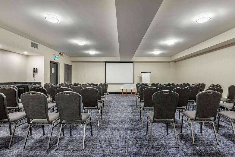 Hotel Quality Inn & Suites