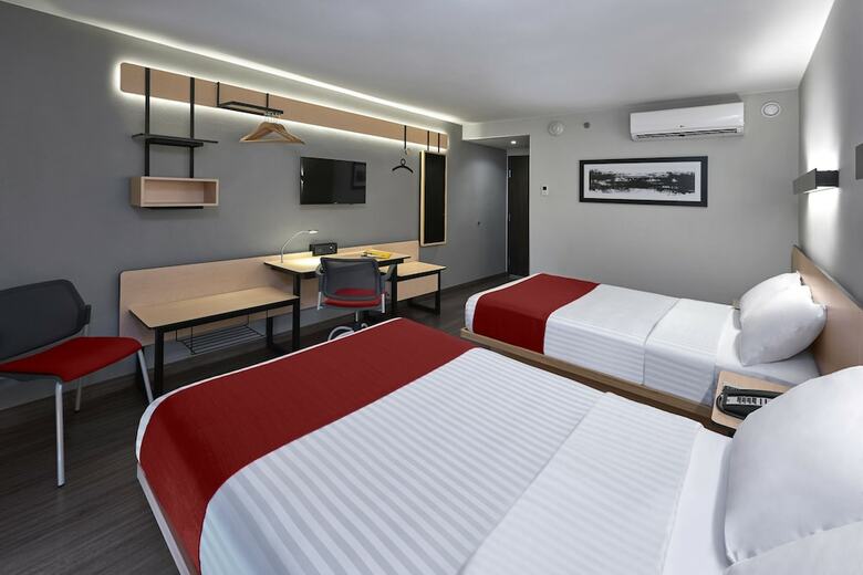 Hotel City Express Monterrey Lindavista