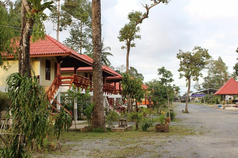 Hotel Phuengluang Resort