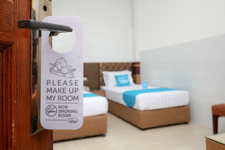 Hotel Airy Tegalsari Kedungsari 109 Surabaya