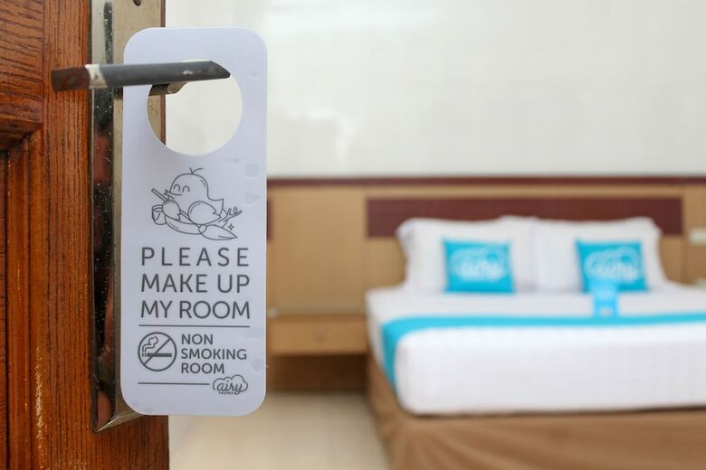 Hotel Airy Tegalsari Kedungsari 109 Surabaya