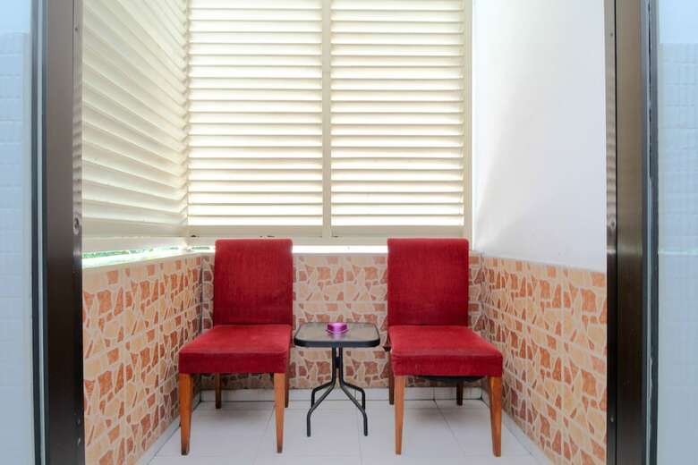Hotel Airy Tegalsari Kedungsari 109 Surabaya