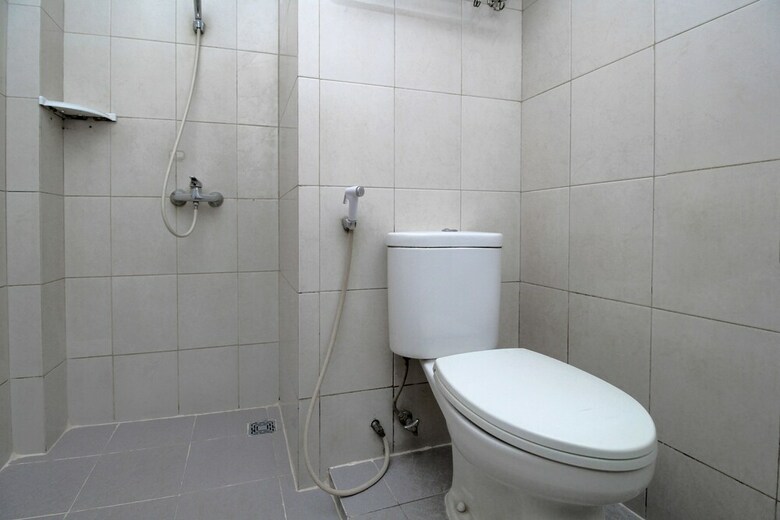 Hotel Airy Tegalsari Kedungsari 109 Surabaya