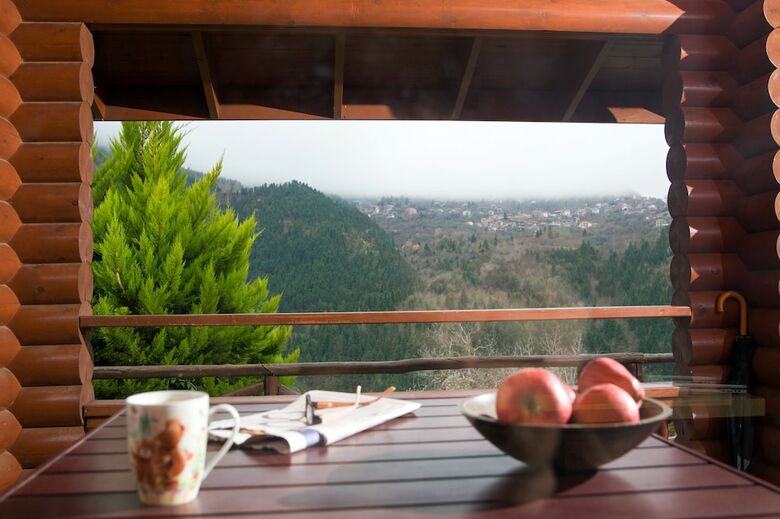 Hotel Xenios Chalets