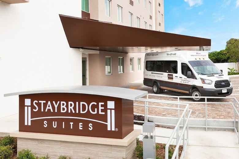 Hotel Staybridge Suites Miami International Airport