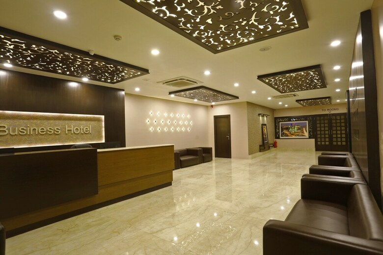 United Business Hotel