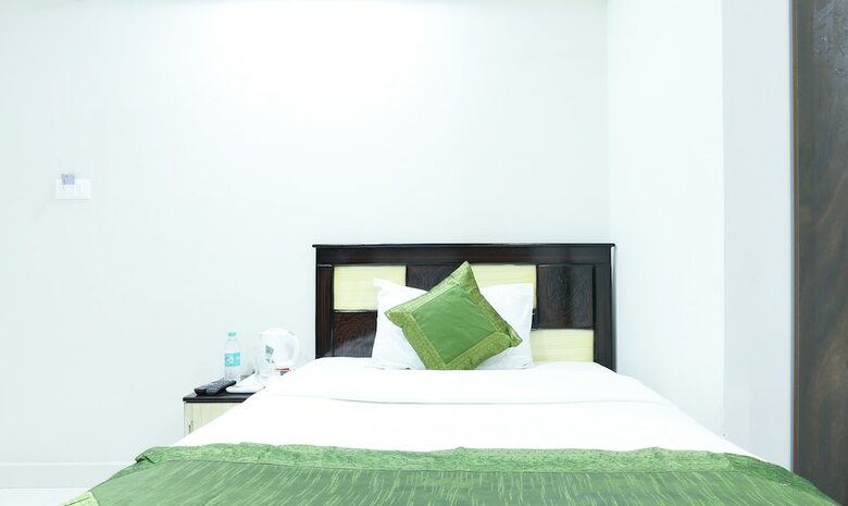 Hotel Treebo Live Inn Castle
