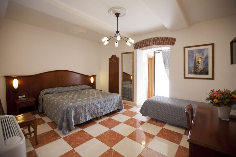 Hotel Ungheria Varese 1946
