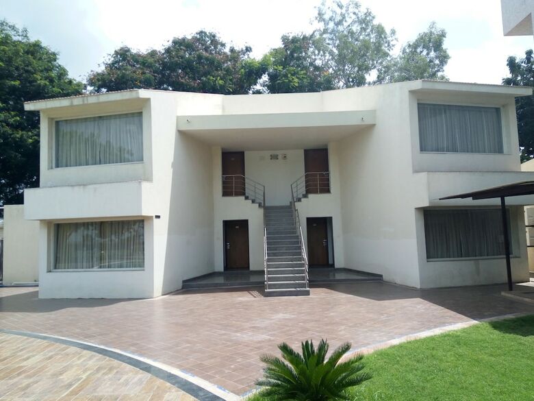 Hotel Top3 Lords Resort Bhavnagar
