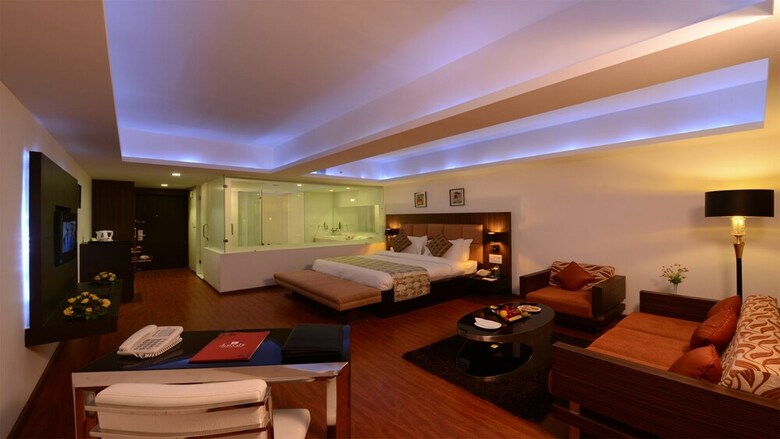 Hotel Top3 Lords Resort Bhavnagar