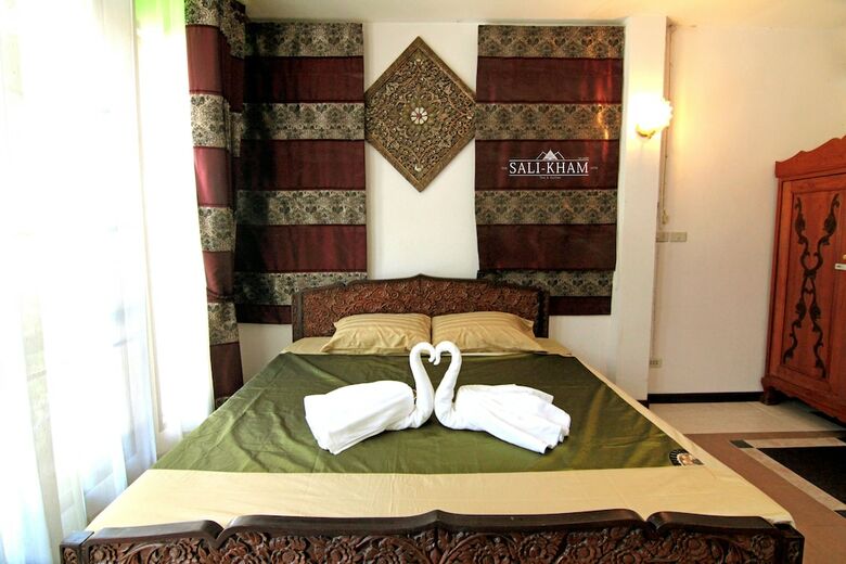 Hotel The Sali-kham Traditional Lanna Home