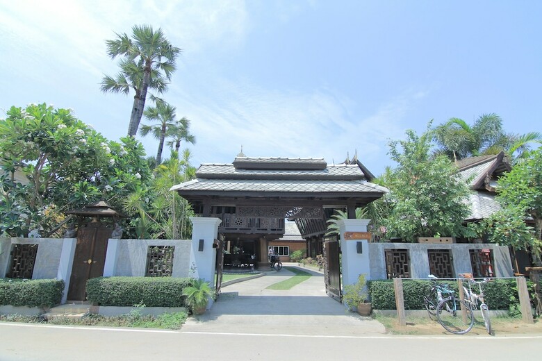 Hotel The Sali-kham Traditional Lanna Home