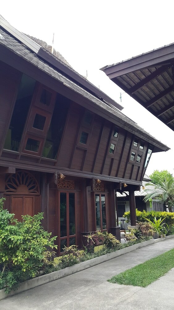 Hotel The Sali-kham Traditional Lanna Home