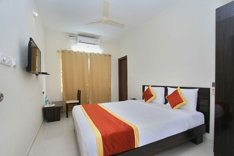 Hotel Oyo 9419 Manu Residency
