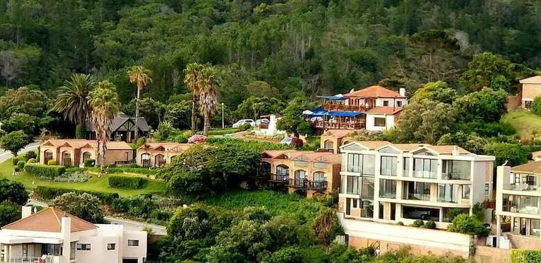 Hotel Dutton's Cove Guesthouse
