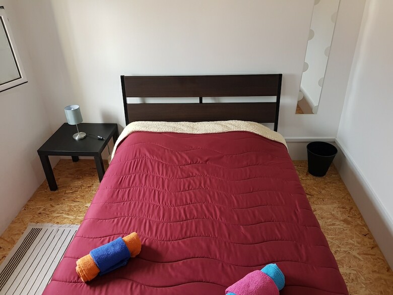 Hostal Stars Rooms Beatus - Hostel