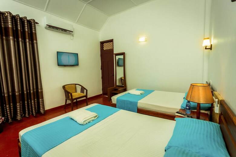 Hotel Dayanithi Guest House