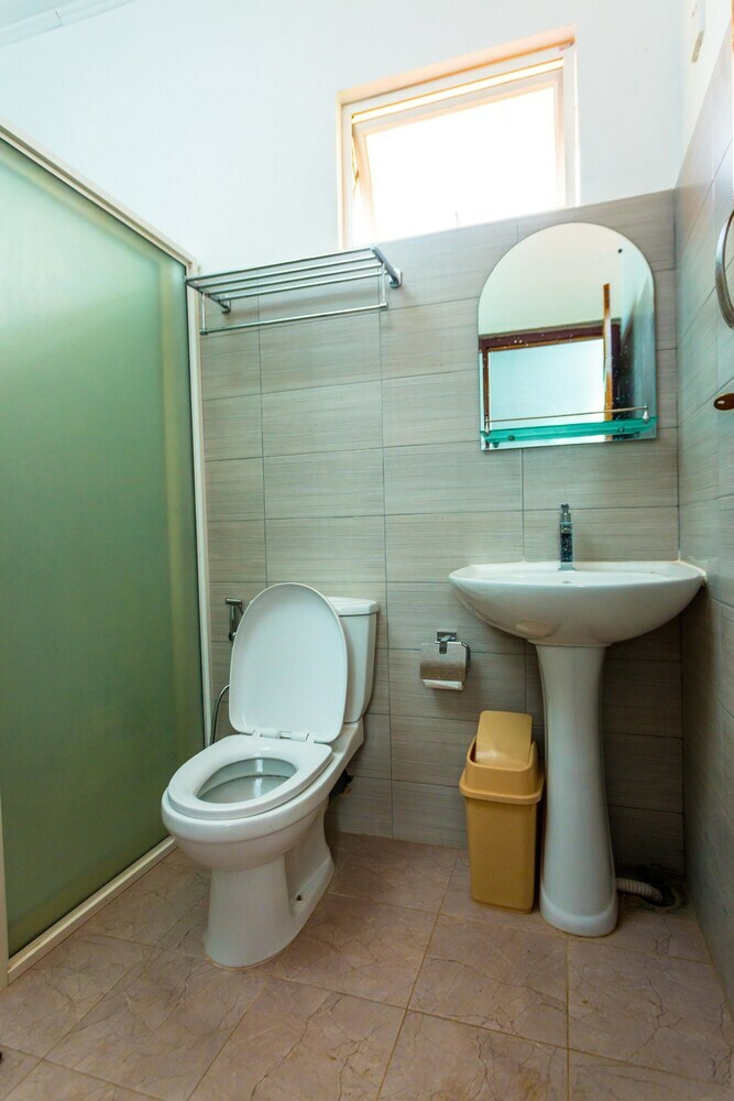 Hotel Dayanithi Guest House