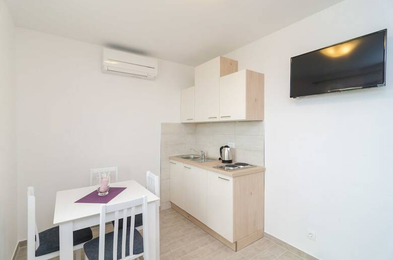 Apartments Villa Dadic