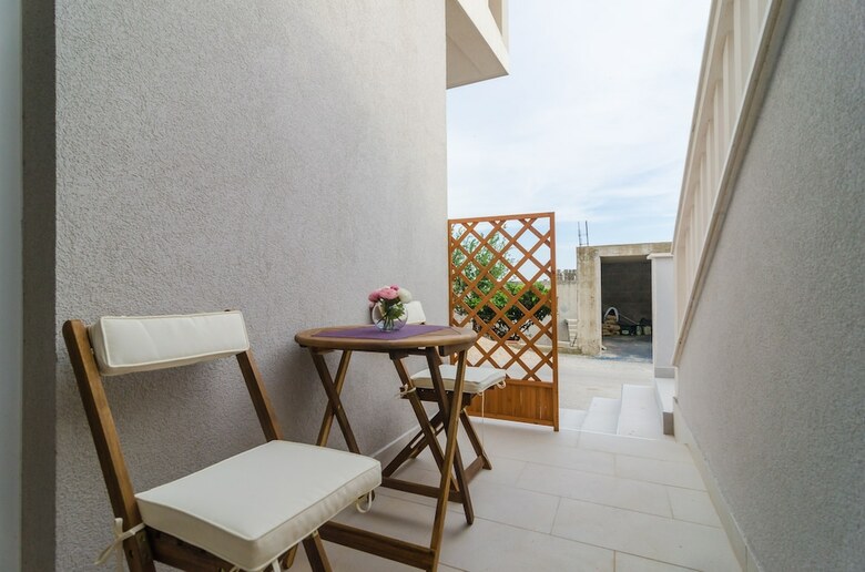 Apartments Villa Dadic