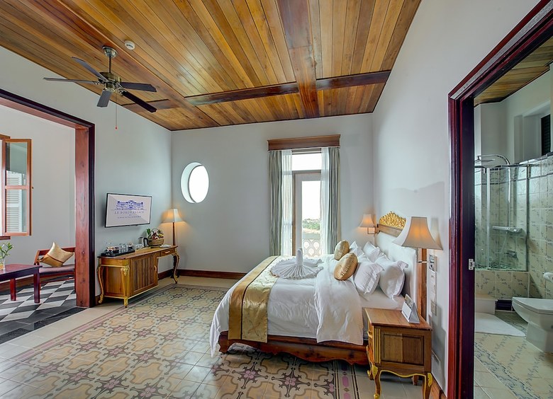 Hotel Le Bokor Palace
