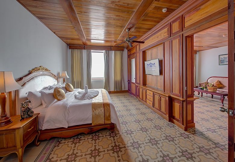Hotel Le Bokor Palace