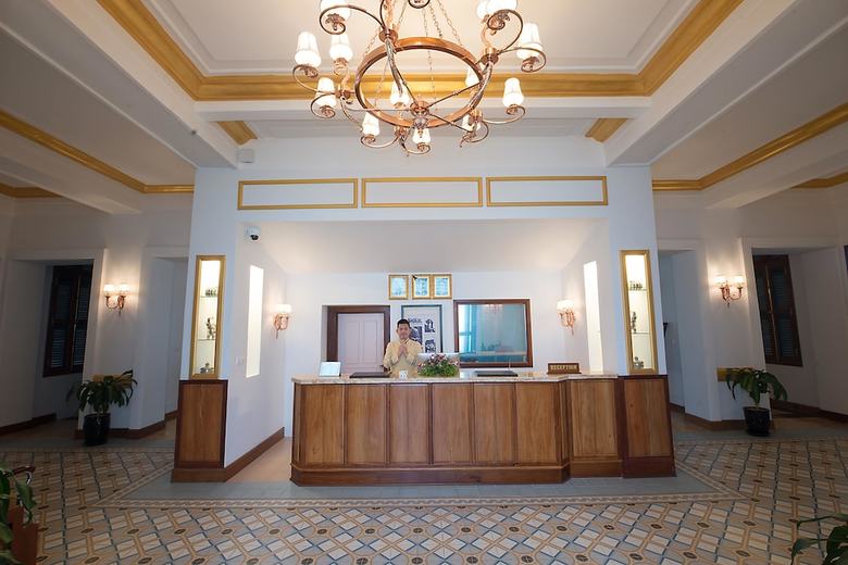 Hotel Le Bokor Palace