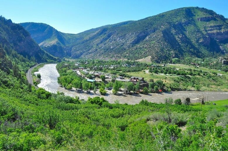 Cabana Glenwood Canyon Resort