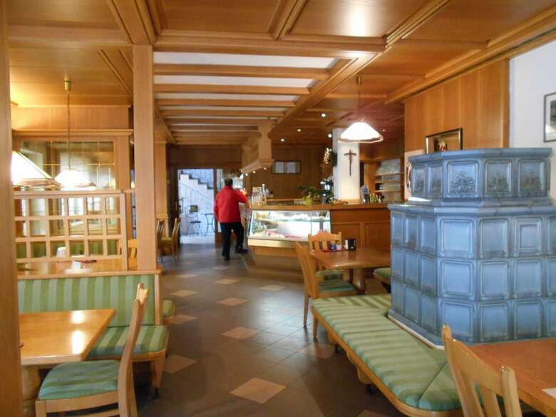 Hotel & Camping Gisser