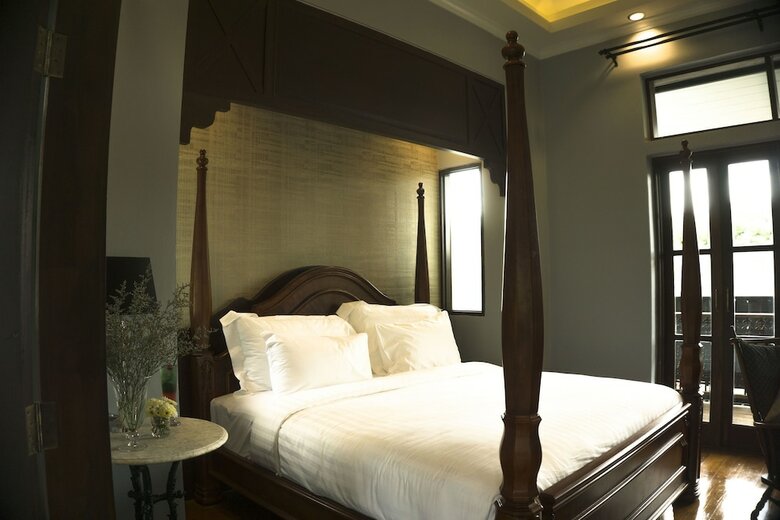 Hotel V Heritage Villa Chiang Mai