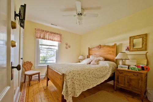 Bed & Breakfast Bayview Pines Country Inn