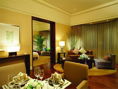 Guangzhou Nansha Grand Hotel