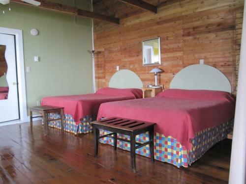 Beach Breeze Motel