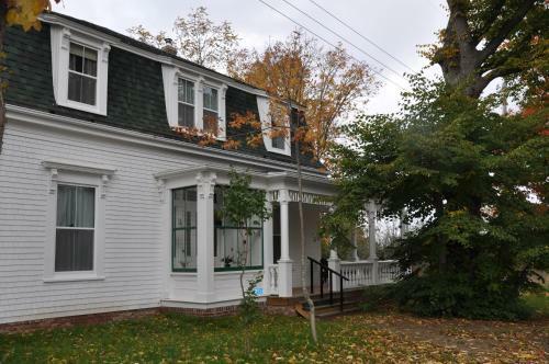 Rayski Guest House
