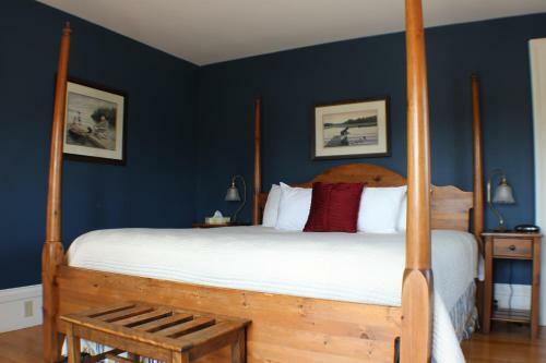 Evangeline Motel