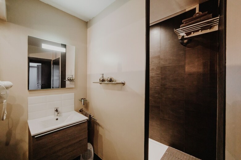 Hotel At Home