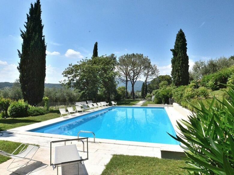 Apartamento Residence Paradiso Del Garda With Pool