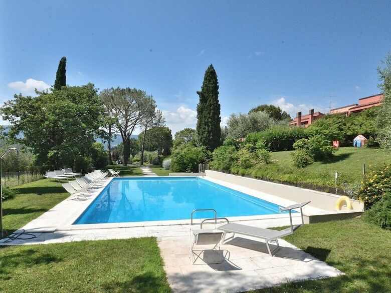 Apartamento Residence Paradiso Del Garda With Pool