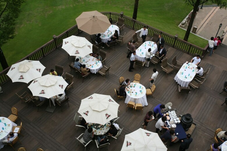 Adonis Hotel